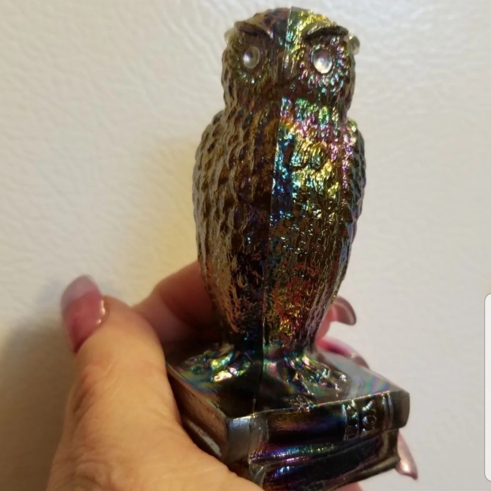WESTMORELAND CARNIVAL GLASS OWL